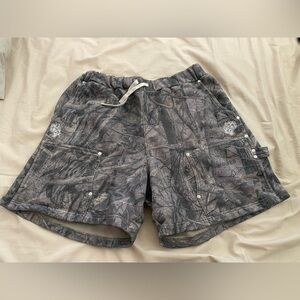 L Darc Sport camo sweatshorts